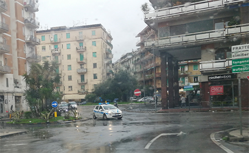 Salerno, nessuna tregua maltempo: nuova bomba d'acqua in città - Salernonotizie.it