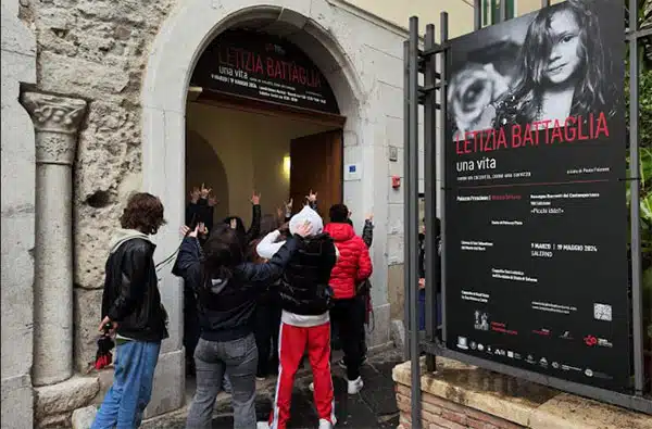 Salerno: la mostra dedicata alla fotografa Letizia Battaglia fa il pieno di  studenti